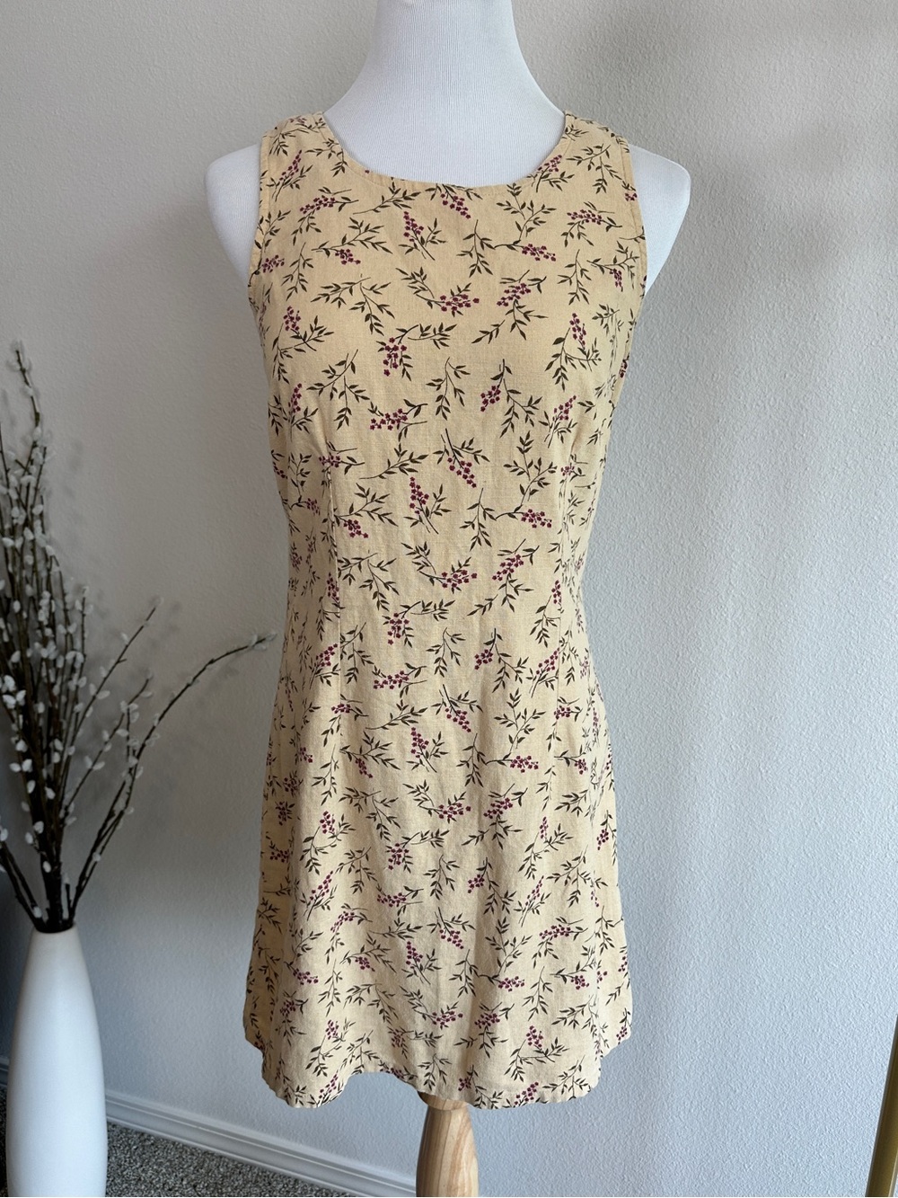 Vintage Bentley Linen Classic Sleeveless Yellow Floral Dress